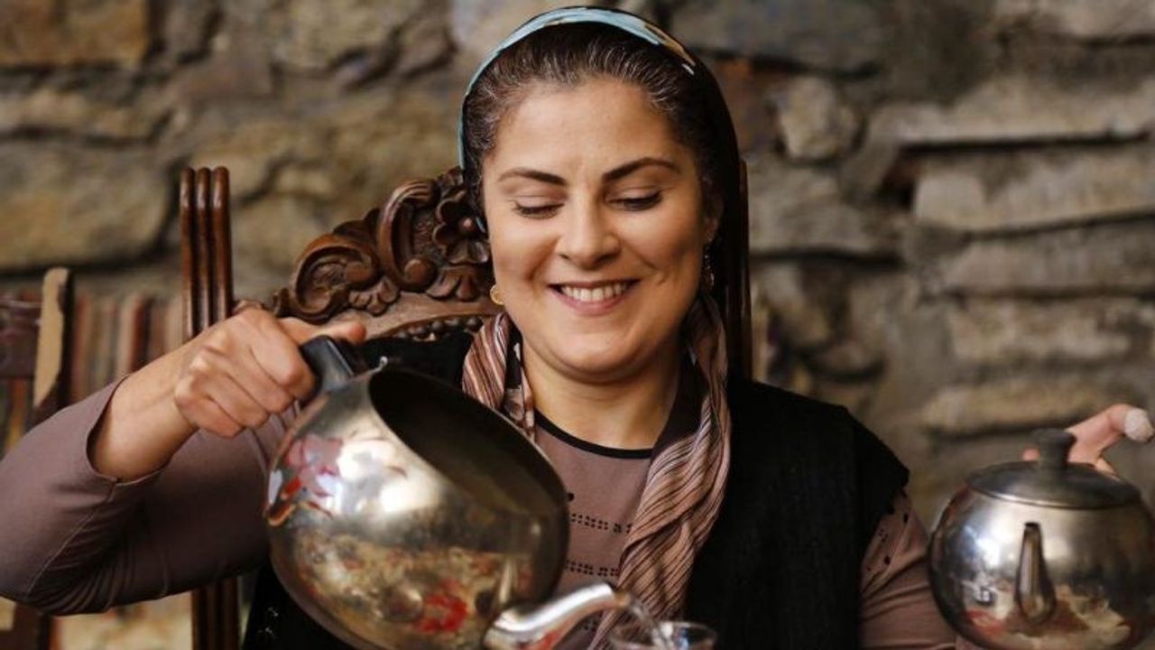 Aslı Altaylar Kimdir, Nereli, Kaç Yaşında? - | Kalenin Sesi - Çanakkale