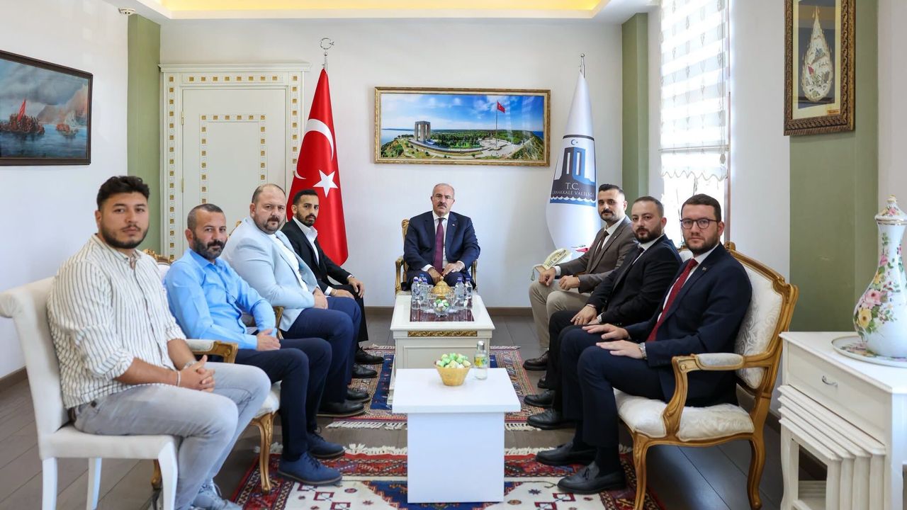MHP Merkez İlçe sahada: Parlak ve yönetiminden önemli temaslar