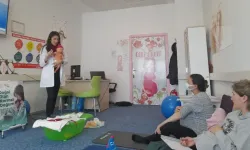 Lapseki’de Gebe Okulu Eğitimleri devam ediyor