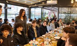 Çanakkale’de öğrencilere iftar programı düzenlendi