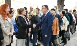 Kepez Belediye Başkanı Birol Arslan emekçilerin bayramını kutladı
