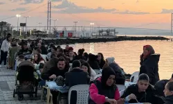 Lapseki’de iftar sofraları kuruldu