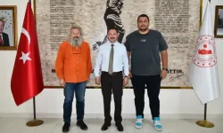 Sanatçı Mehmet Elmas ve Karakaya’dan Kaymakam Kayabaşı’na ziyaret