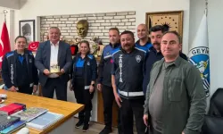 Başkan Oruçoğlu 53. yaşını personeliyle kutladı