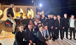  Çanakkale'de düğünde geline buzağı damada at hediye ettiler