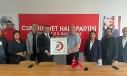 Kızılay İl Merkezi'nden CHP İl Başkanlığına ziyaret