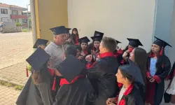 İlkokuldan mezun oldular 