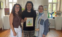 İskenderoğlu karma çocuk sergisini gezdi