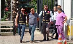 Tayin tartışmasında öğretmen eşi ve kayınpederini pompalı tüfekle katleden zanlı adliyeye sevk edildi