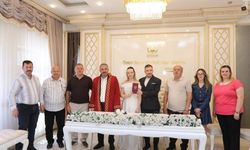 Belediyeden popüler tarihte nikah kıyan çiftlere jest