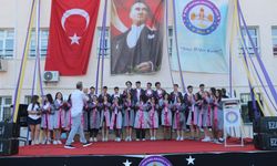 Atatürk Anadolu Lisesi’nde mezuniyet coşkusu!
