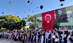 ÇOMÜ Bayramiç MYO Mezuniyet Töreninde Coşkulu Anlar