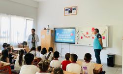 Ezine’de "Sağlık Elçileri" Görev Başına: Yahya Çavuş İlkokulu Öğrencilerine Sertifika
