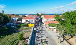 "Troya'dan Tenedos'a Bisiklet Şenliği" Bozcaada'da Renkli Görüntülere Sahne Oldu