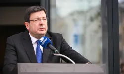 Çanakkale siyasetinde tarihi gün: CHP'li isimler Özgür Özel'in yeni partisine geçiyor