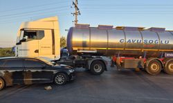 Çanakkale yolunda tır ile otomobil çarpıştı: 6 yaralı