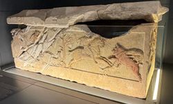 Çanakkale'de keşfedilen 2 bin 400 yıllık sarkofajın gizemi çözülemiyor: Tarihin ilk 'lanetlenmiş anı' örneklerinden biri