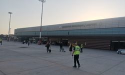 Olumsuz Hava şartları uçağı Çanakkale'ye indirdi
