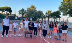 Biga Gelişim Sporlu Zehra Duman, Kadriye Tenis Turnuvası'nın Şampiyonu Oldu