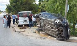 Dolmuşun çarptığı otomobil yan yattı: 8 yaralı!