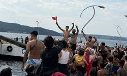 Çanakkale'de Kabotaj Bayramı Coşkusu Boğazdan Kordona Taştı