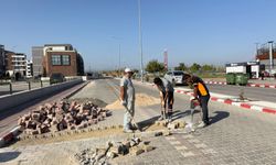 Lapseki’de Park, Yol ve Altyapı Çalışmaları Sürüyor