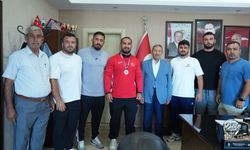 Darende Belediye Başkanı Bozkurt’tan şampiyon Feyzullah Aktürk’e tebrik