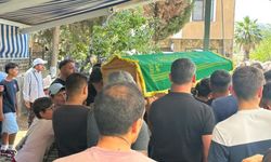 Gökçeada'da motosiklet ile otomobilin karıştığı kazada hayatını kaybeden çocuk toprağa verildi