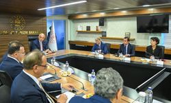 Bakan Ersoy hizmet sektörü temsilcilerini kabul etti