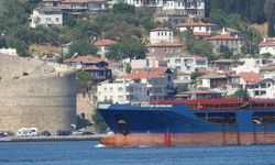 Çanakkale Boğazı'ndan geçen genel kargo gemisi makine arızası yaptı