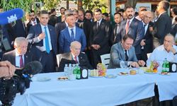 MHP Lideri Bahçeli, Ahlat'ta partililer ve vatandaşlarla buluştu