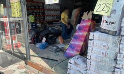 Setboyu Caddesi’nde Korkutan Kaza: Motosiklet Petshopun Camından İçeri Girdi