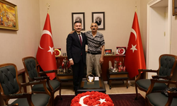 Gökçeada Kaymakamı Osman Acar, Halk Günü’nde Vatandaşları Dinledi