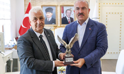 1903 Çanakkale Beşiktaşlılar Derneği'nden Vali Toraman'a Ziyaret