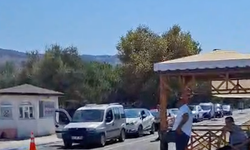 Haftasonu Gökçeada'da Feribot kuyrukları isyan ettirdi