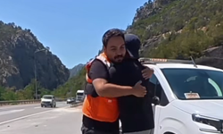 Avustralyalı Bisikletliye Türk Misafirperverliği: Karayolları Personeli Yardımına Koştu
