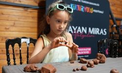 Çamura şekil verdiler, festival alanı renklendirdiler