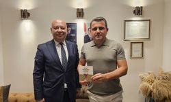 Bozcaada Bağbozumu Festivali için davet: Başkan Yahya Göztepe'den İsmail Kaşdemir'e ziyaret