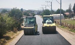Biga Danışment köyünde 3 kilometrelik sıcak asfalt çalışması tamamlandı