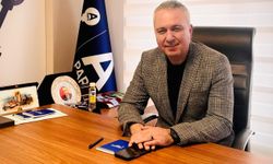 İsmail Kaya: "Enflasyon düşüyor deniyor, vatandaşın yükü hafiflemiyor"