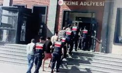 Çanakkale’de Göçmen Kaçakçılığı Operasyonları: 59 Düzensiz Göçmen Ve 6 Organizatör Yakalandı
