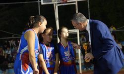 Biga’da Kurtuluş Günü heyecanı basketbol sahasına taşındı