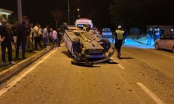 Kamyonetle çarpışan otomobil takla attı: 2 yaralı