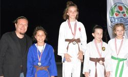 Lapseki’de 3. Geleneksel Çocuklar Judo Şenliği düzenlendi