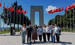 Palyatif bakım hemşireliği kursiyerleri Çanakkale Şehitliklerini ziyaret etti