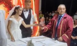 Gelibolu'da nikah memurunu duygulandıran nikah!