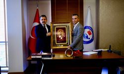 İsmail Kaşdemir’den Türkiye Yüzme Federasyonu’na ziyaret