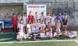 Kepez Hamidiye Spor, Mudanya Cup’ta namağlup şampiyon oldu
