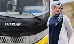Kadın otobüs şoföründen hayati refleks!
