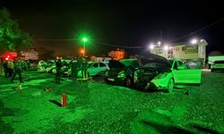 Benzin bidonuyla gelip galerideki 6 aracı yaktı!